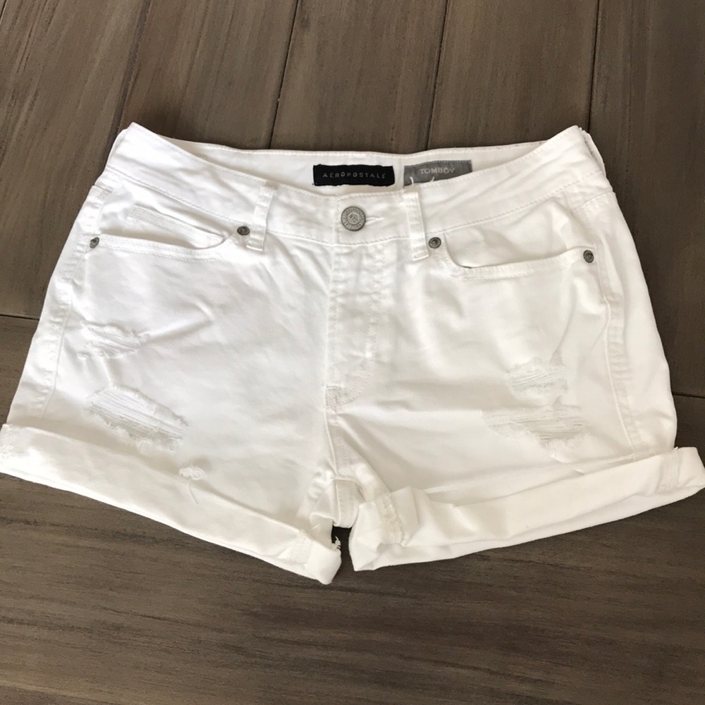 Aeropostale white distressed tomboy shorts
